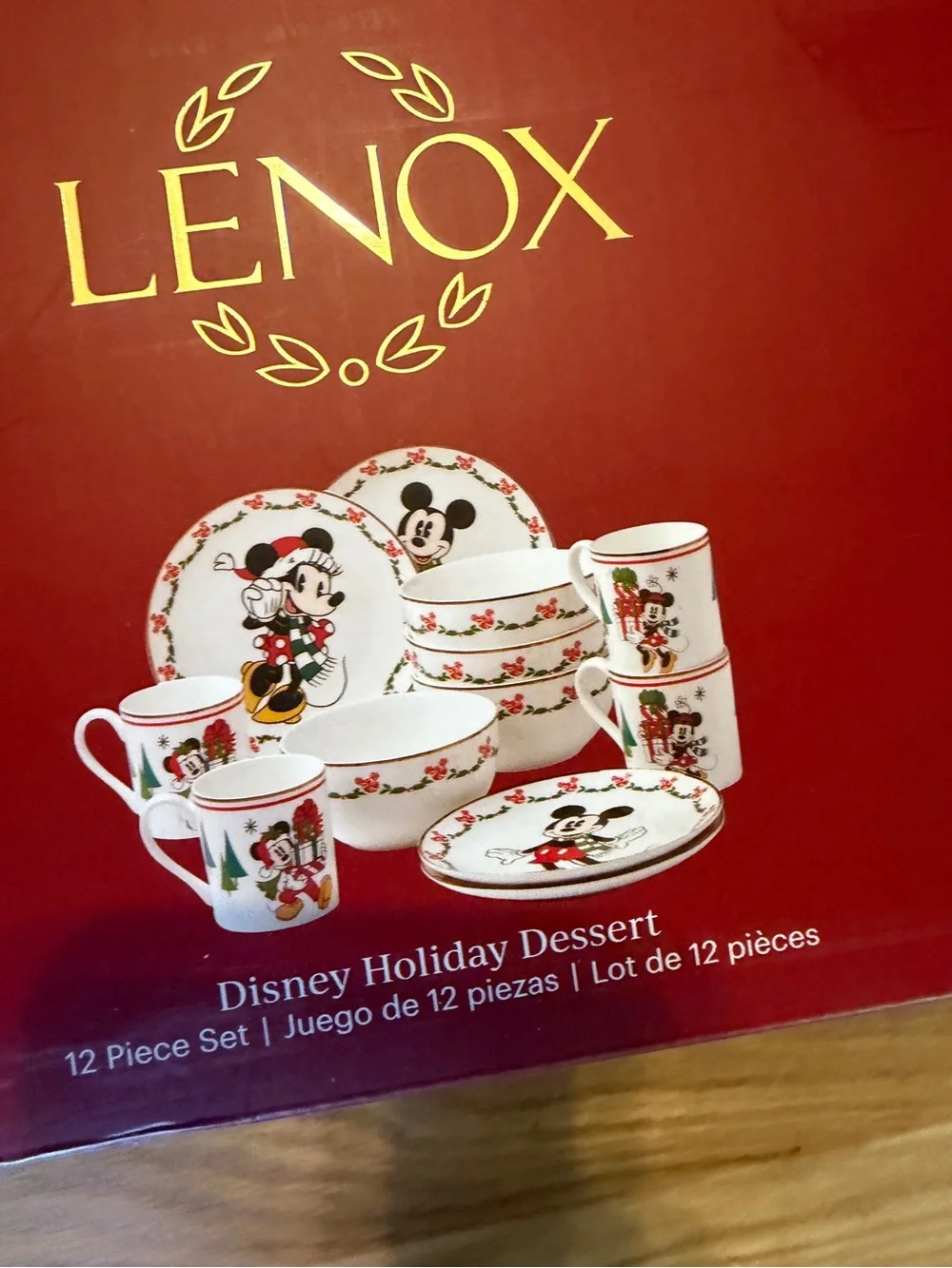 New Disney Holiday Dessert 12-Piece Set Lenox Christmas Minnie & Mickey Mouse